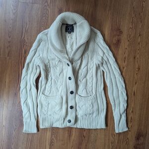 American Eagle Cream Cable Knit Sweater